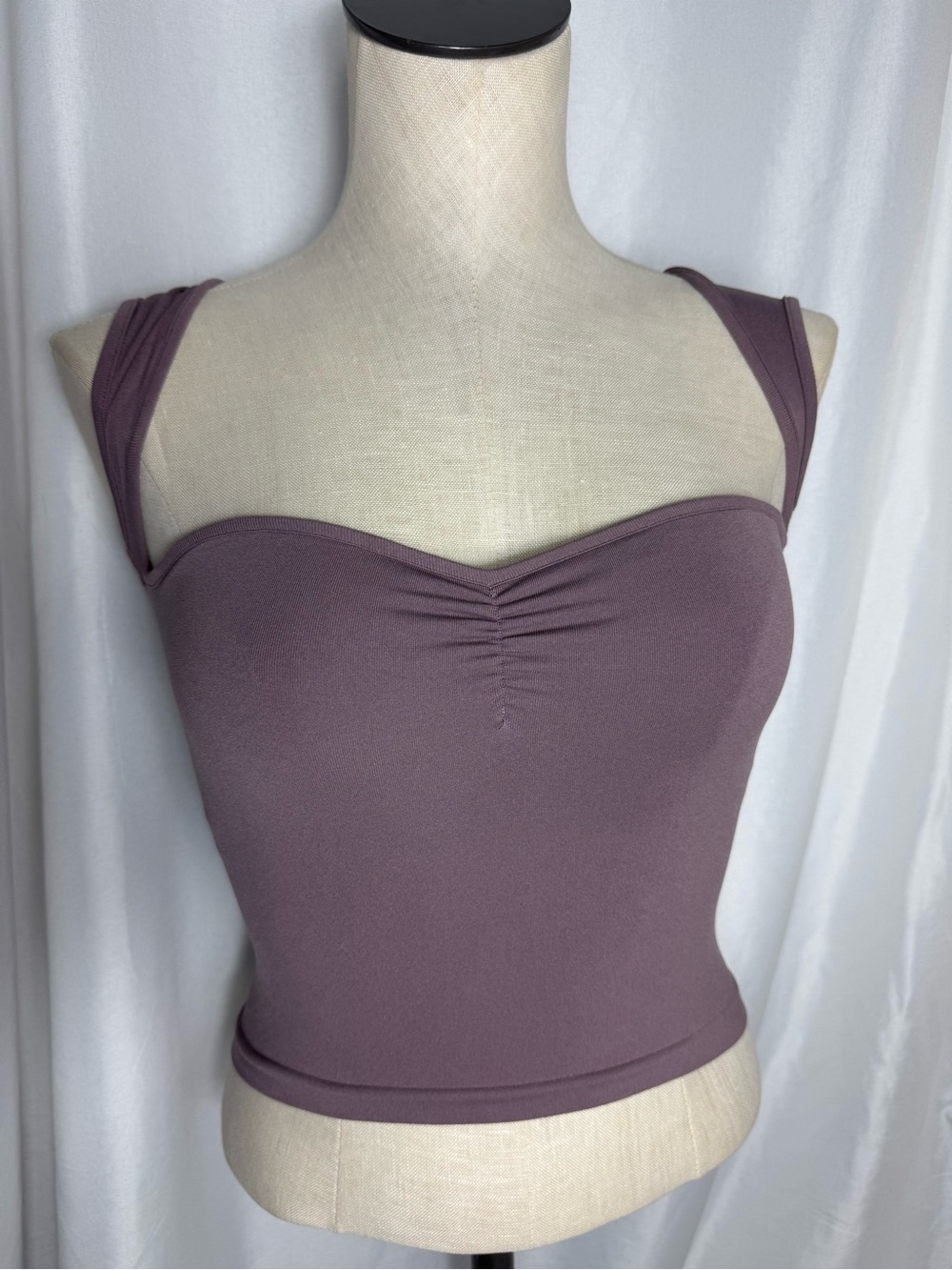 Urban outfitters out from under Ruched Sweetheart Neck Crop Tank top Xs/S